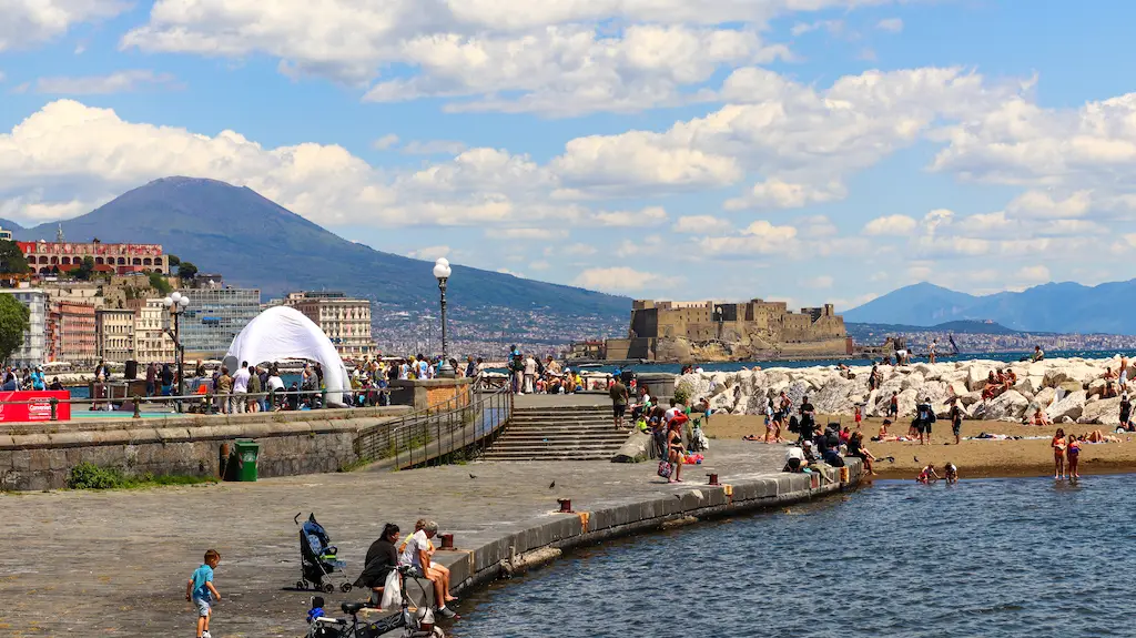 Naples promenade - Via Partenope and Mergellina close to the US Embassy
